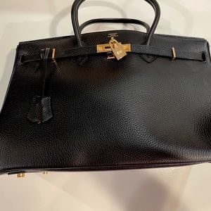 Beautiful Leather tote handbag (OBO)
